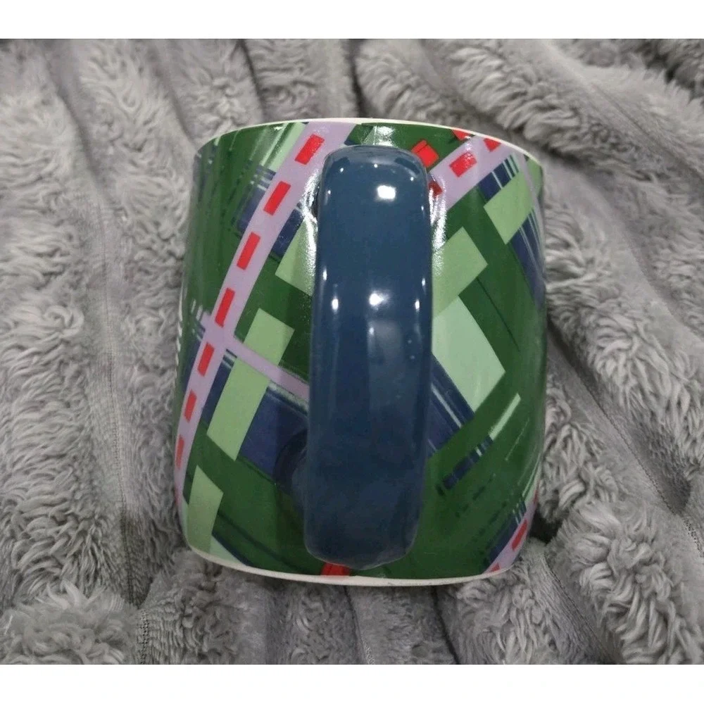 2020 Starbucks Green Coffee Mug Crisscross Lines Blue Handle Starbucks Logo EUC!